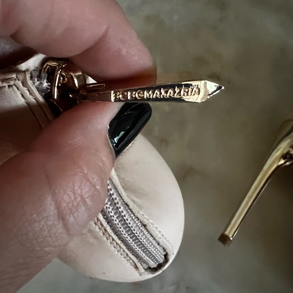 Max Azria heels 7.5 - Picture 5 of 13